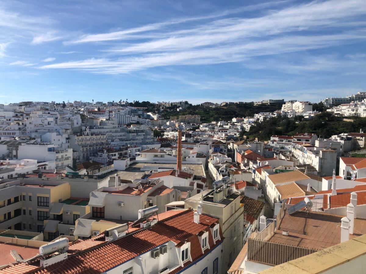 Beachfront 2 Bedroom Albufeira