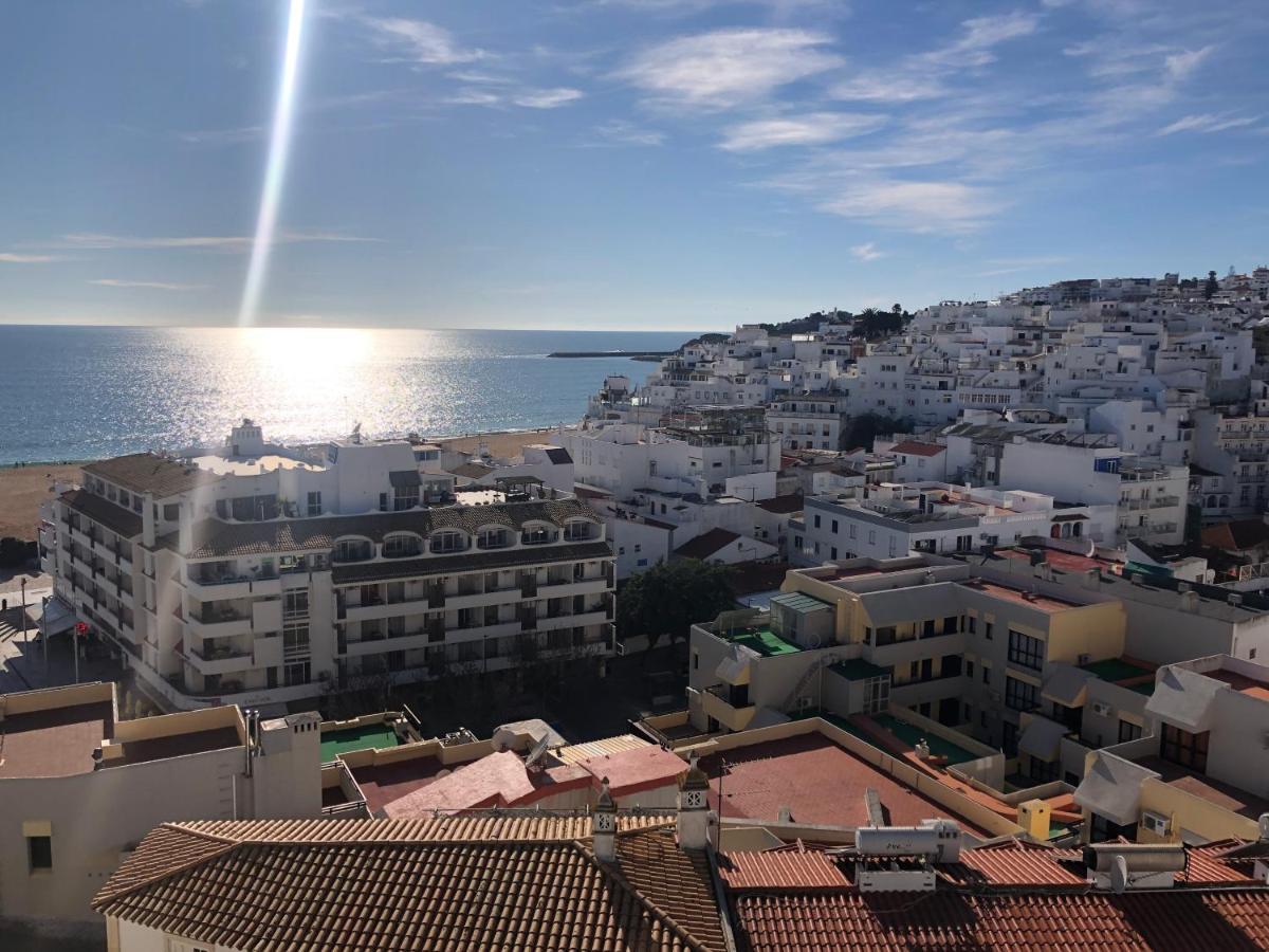 Beachfront 2 Bedroom * Albufeira